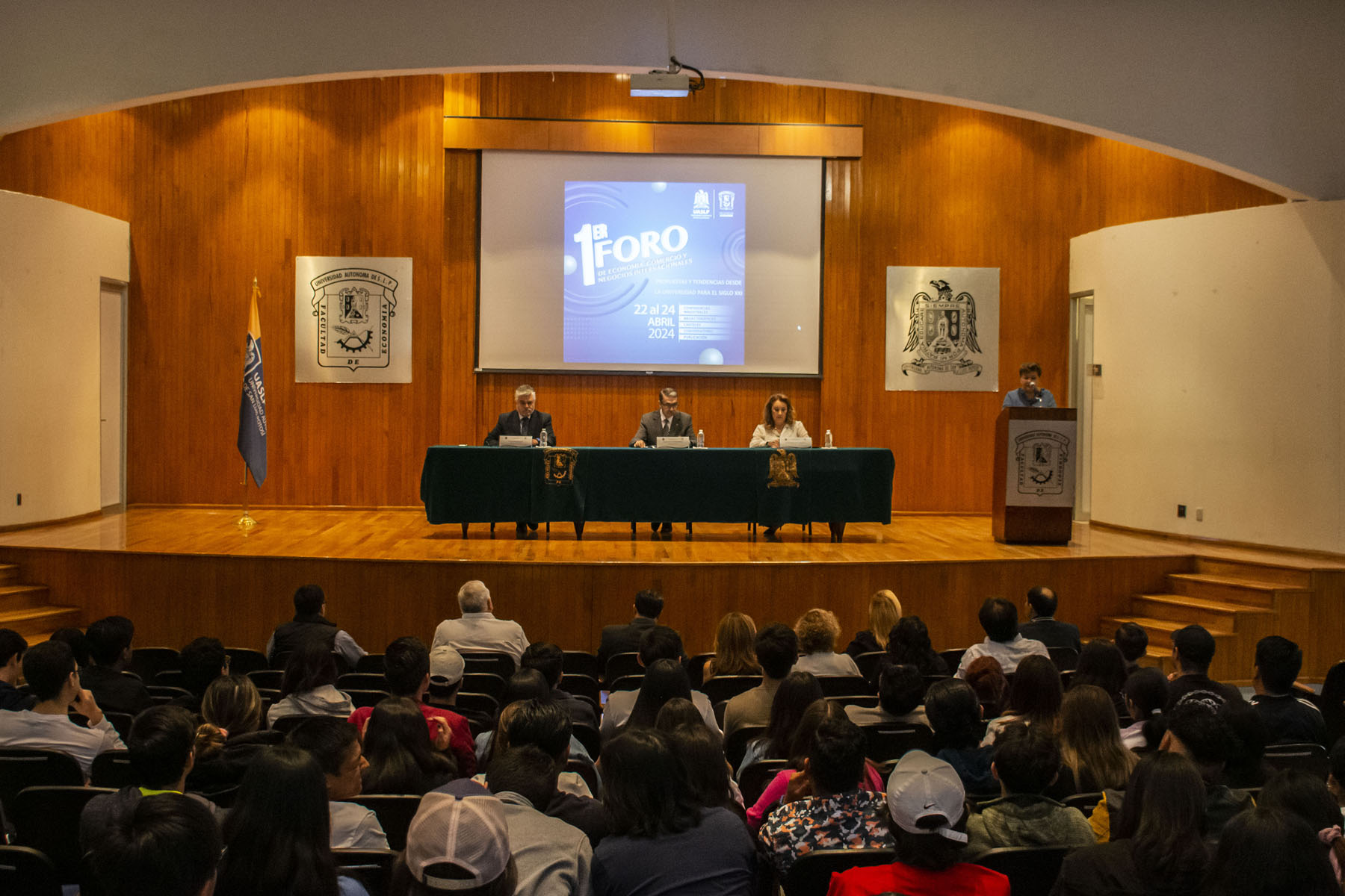 Facultad de Economía inaugura el Primer Foro de Economía Comercio y